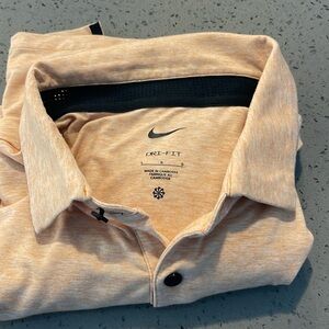 Nike dri-fit tour golf shirt size Large